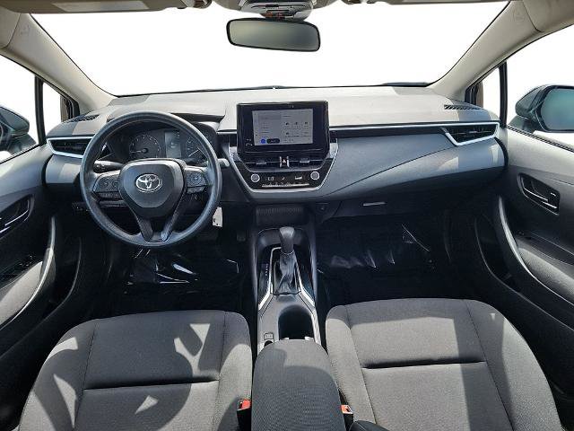 Used 2025 Toyota Corolla LE FWD image 9