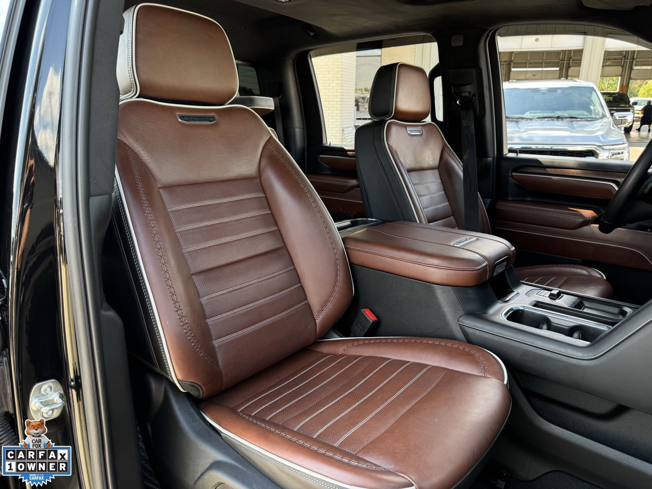 Used 2025 GMC Sierra 2500 Denali Ultimate AWD/4WD image 32