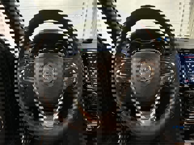 Used 2021 Jeep Grand Cherokee High Altitude image 12