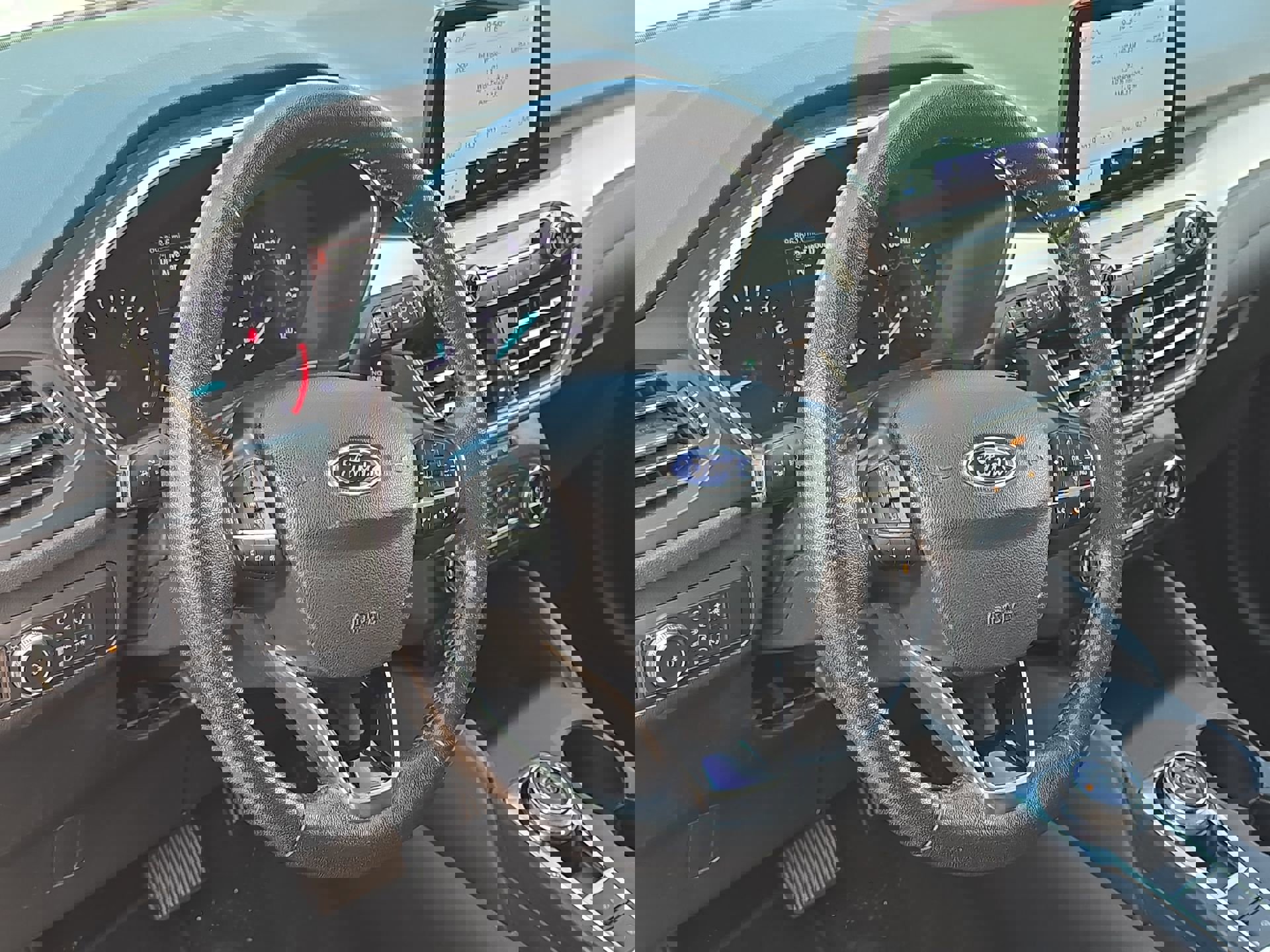 Certified 2020 Ford Escape SEL FWD image 14