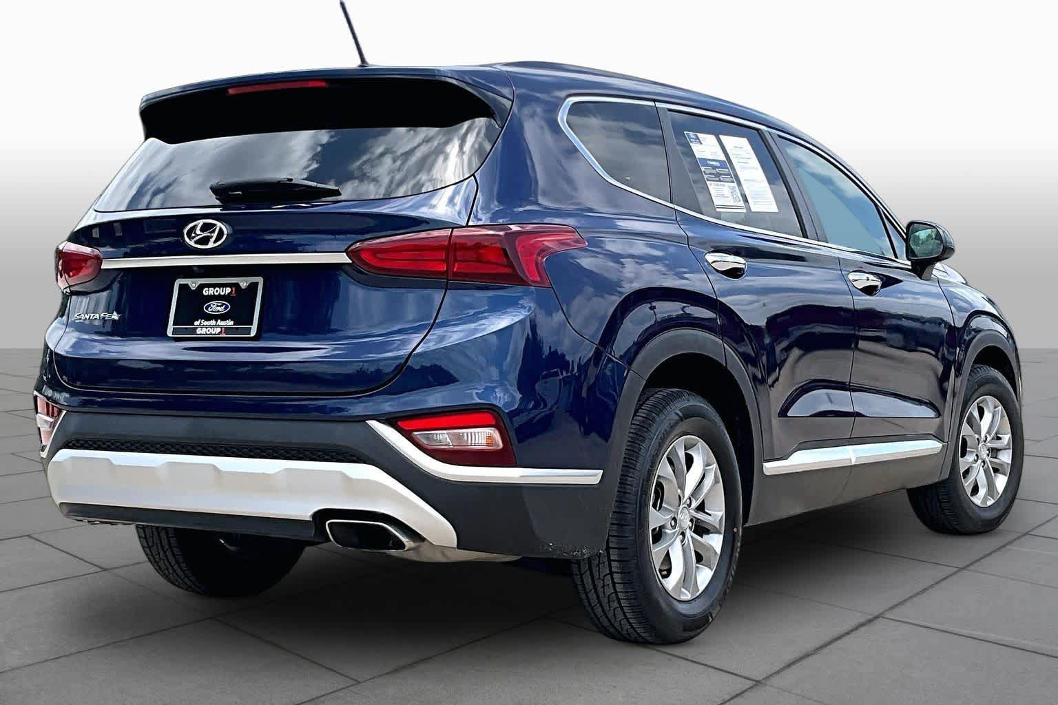 Used 2019 Hyundai Santa Fe SE FWD image 13