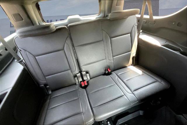 Used 2023 Chevrolet Suburban High Country RWD image 37