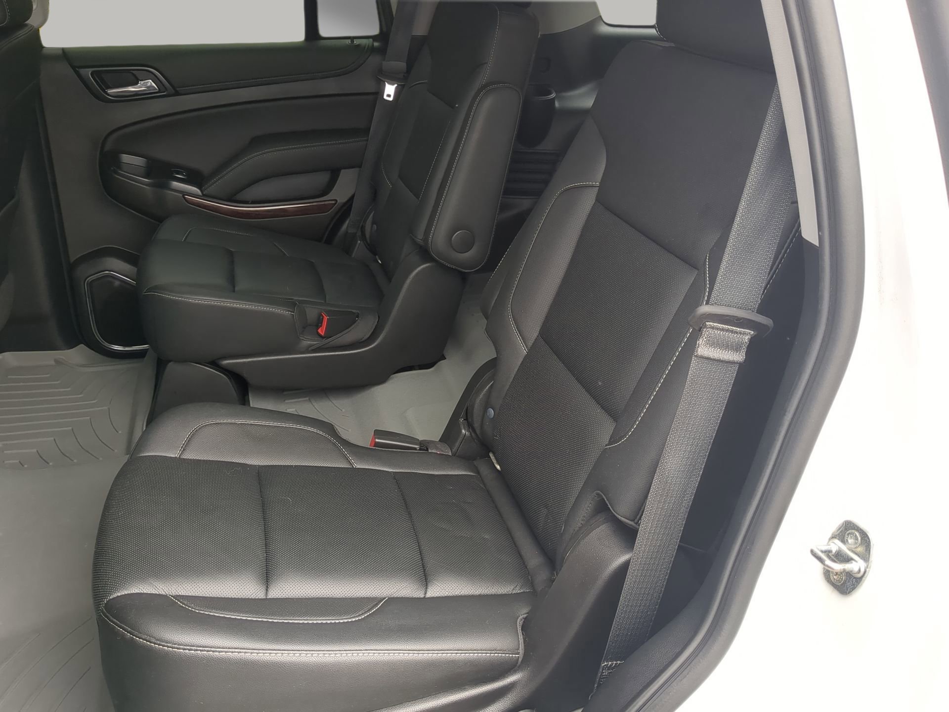 Used 2019 GMC Yukon SLT w/ Open Road Package image 48