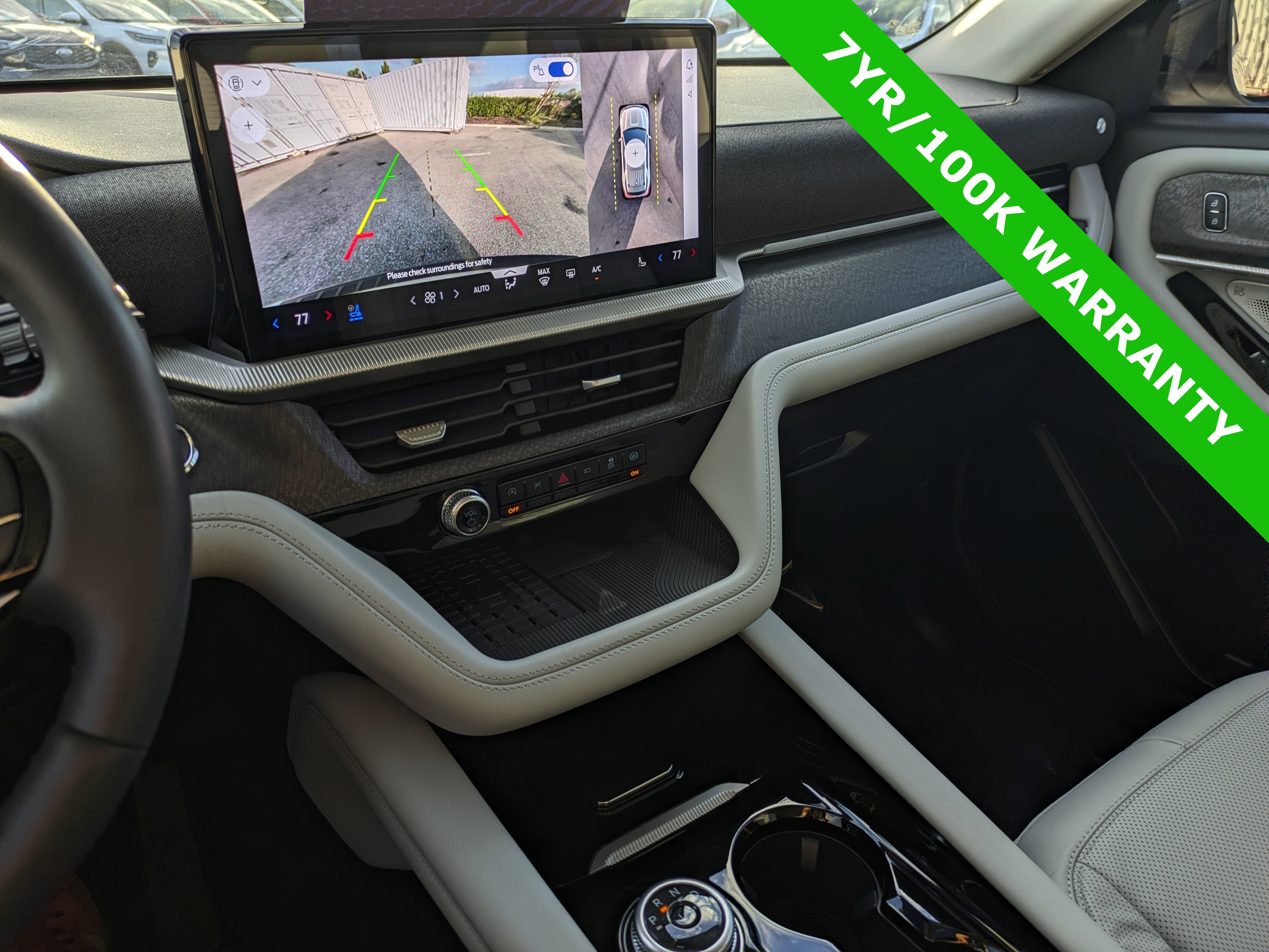 Certified 2025 Ford Explorer Platinum w/ Ultimate Package image 33