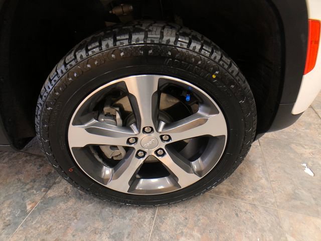 Used 2022 Jeep Grand Cherokee Limited 4xe AWD/4WD image 9
