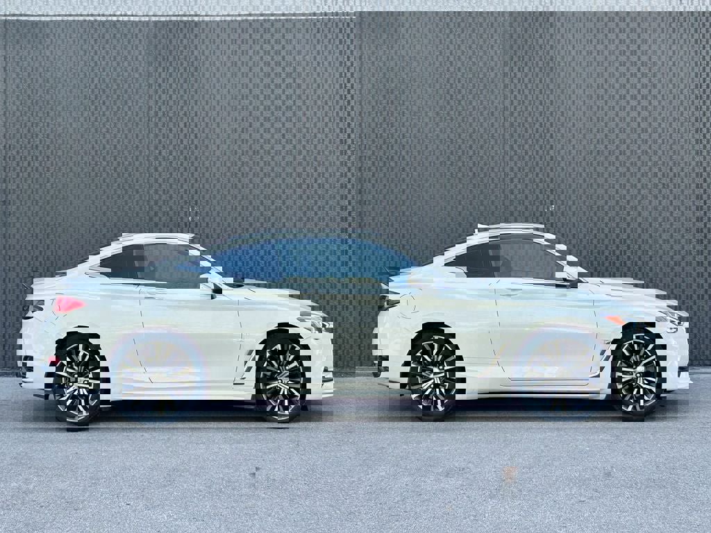 Used 2017 INFINITI Q60 w/ Cargo Package AWD/4WD image 7