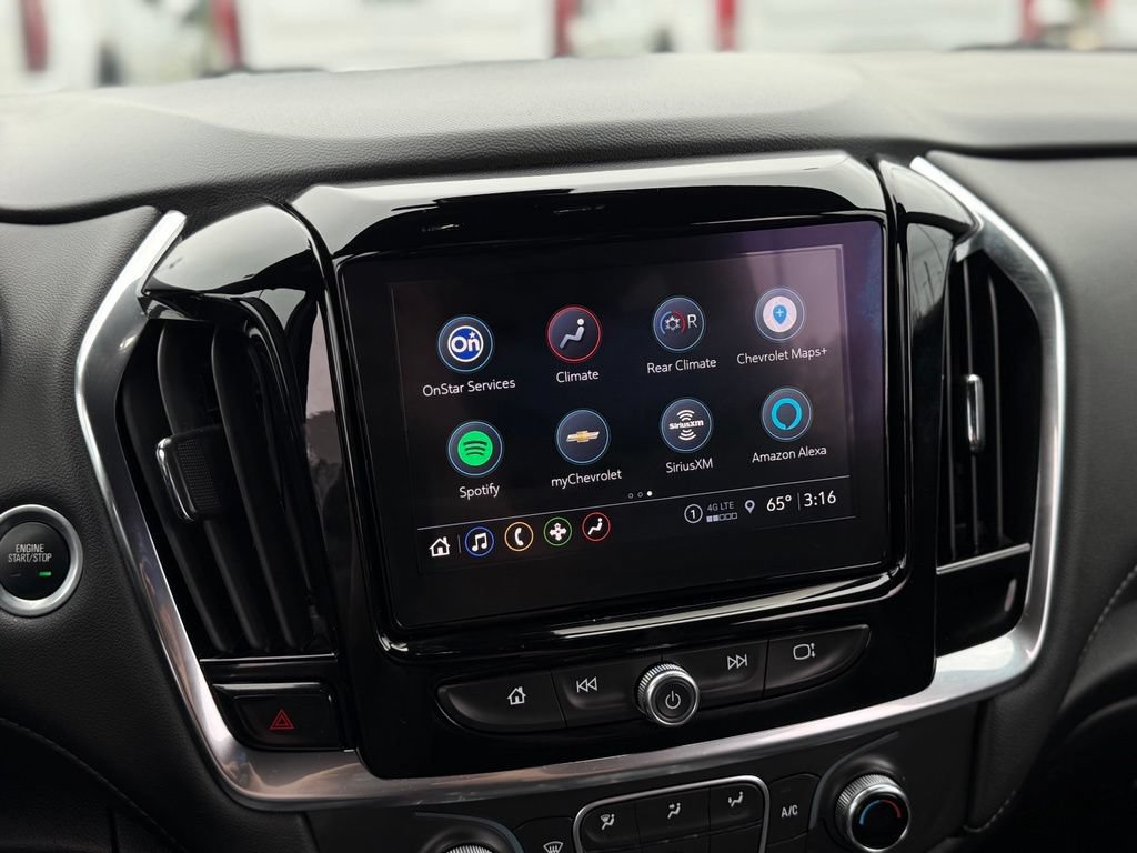 Used 2023 Chevrolet Traverse LT AWD/4WD image 22