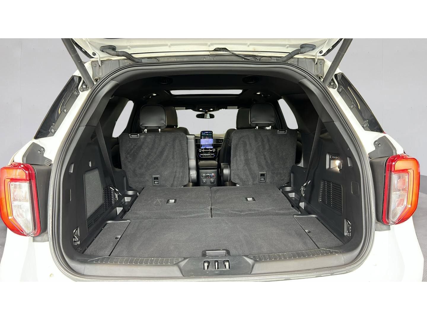 Certified 2023 Ford Explorer ST w/ Equipment Group 401A image 21