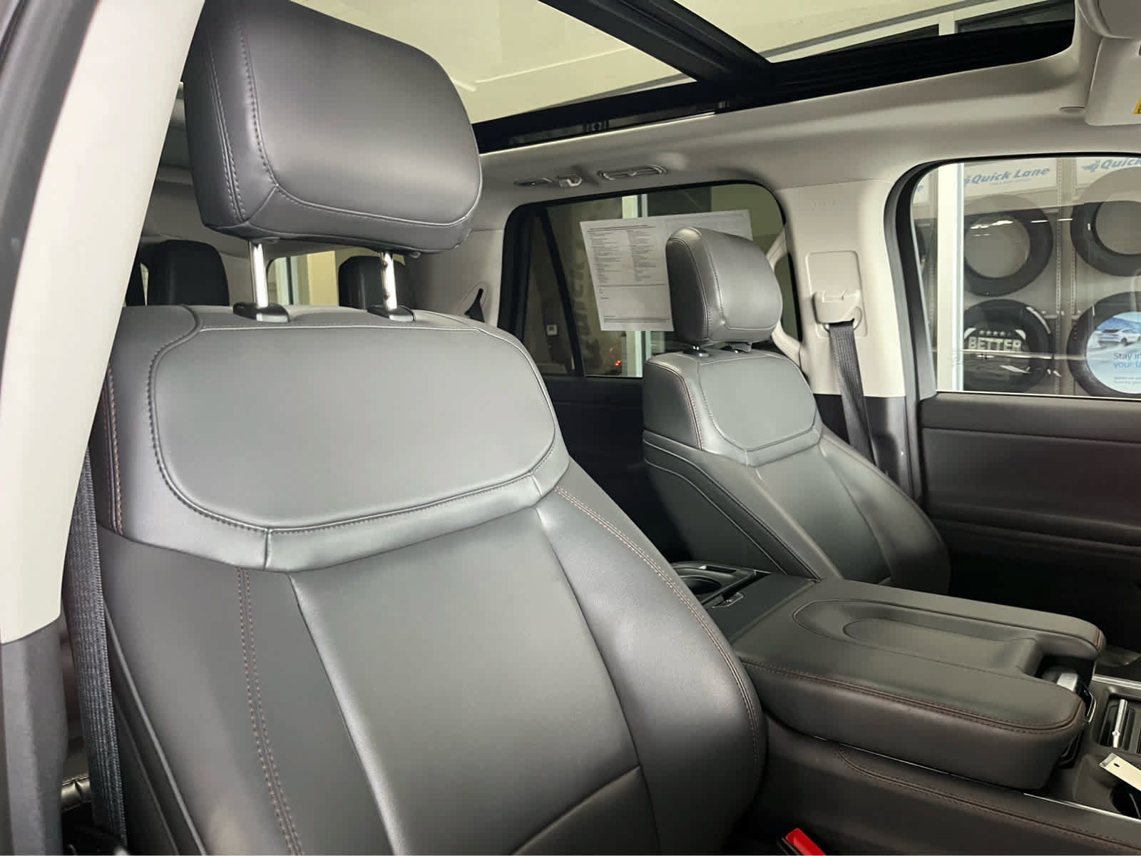 Certified 2025 Ford Expedition Active AWD/4WD image 40