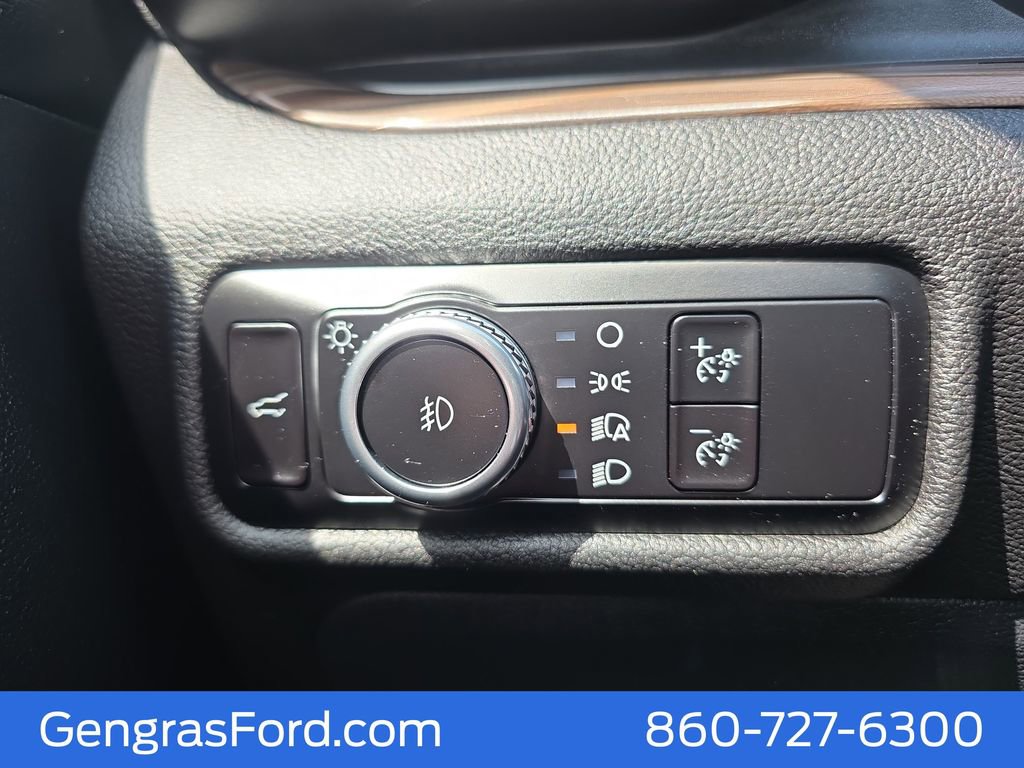 Certified 2023 Ford Explorer Limited AWD/4WD image 41