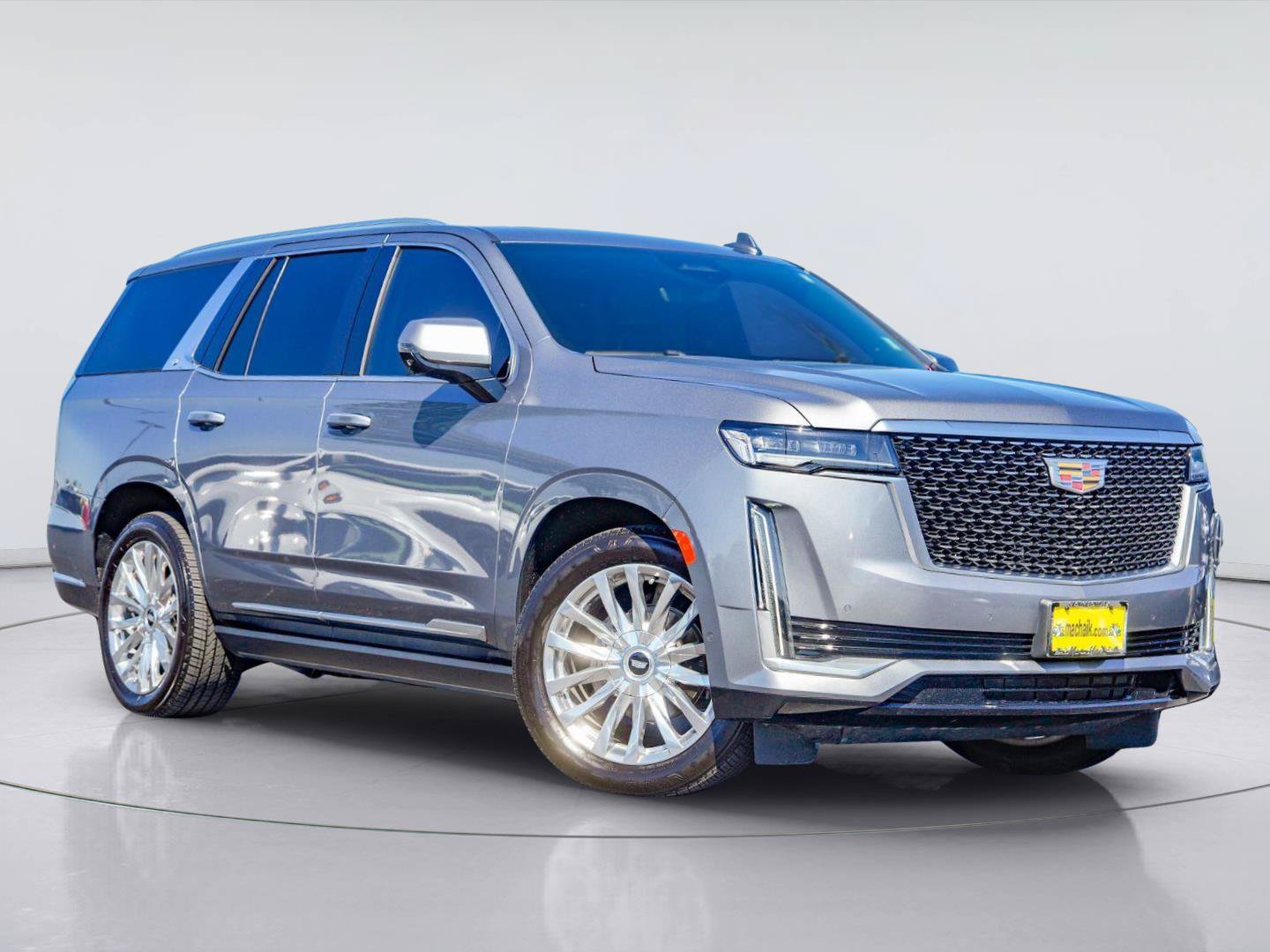 Used 2022 Cadillac Escalade Premium Luxury w/ Performance Package RWD image 1