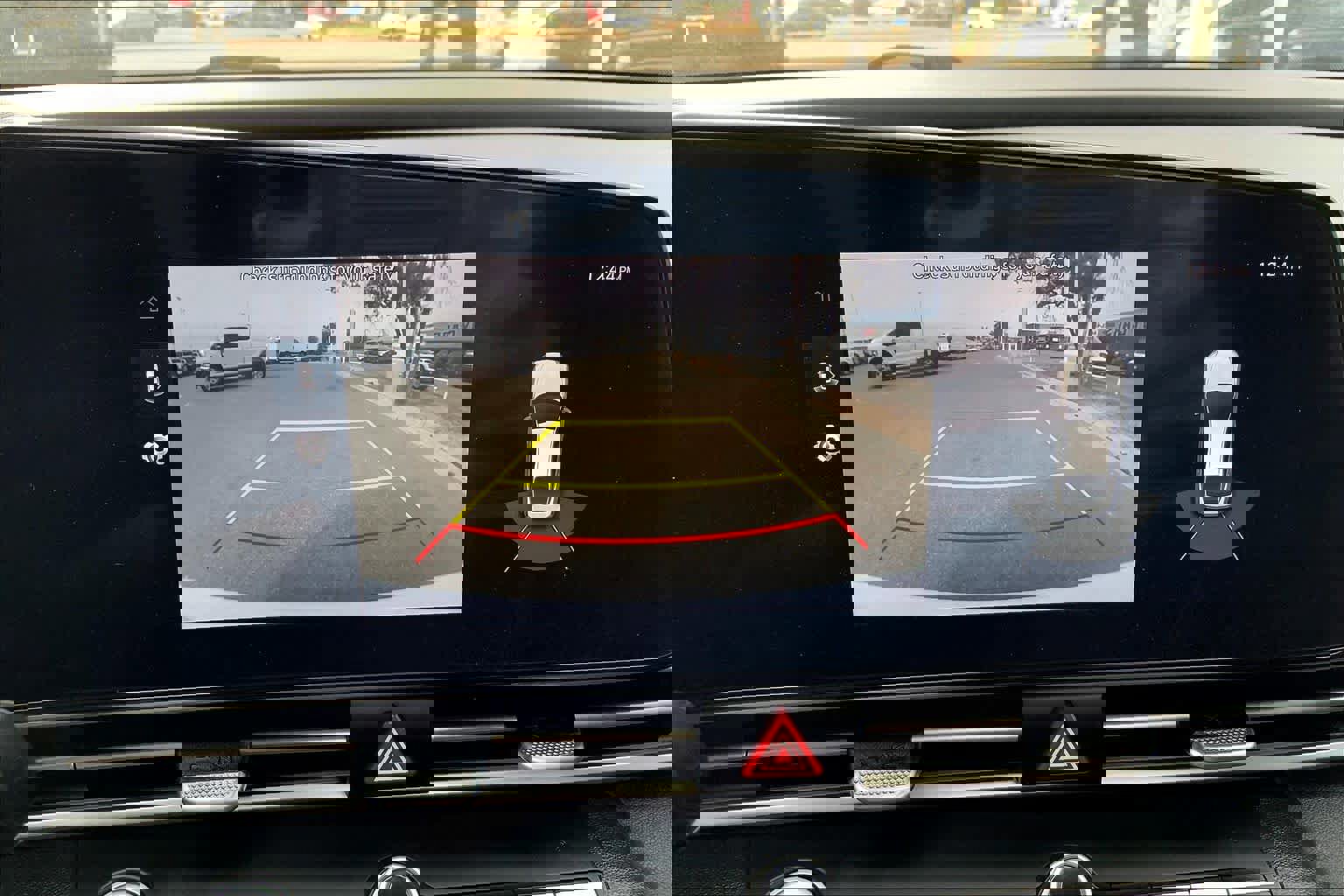 Used 2023 Hyundai Elantra Limited image 26