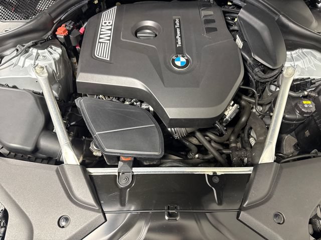 Used 2019 BMW 530i xDrive w/ Convenience Package AWD/4WD image 43