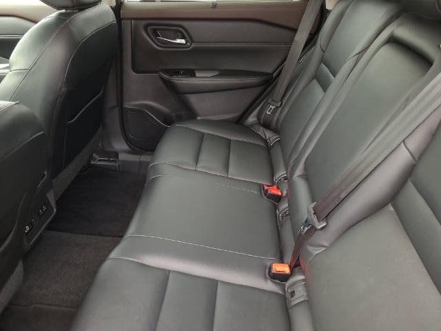 Used 2022 Nissan Rogue SL w/ SL Premium Package AWD/4WD image 17