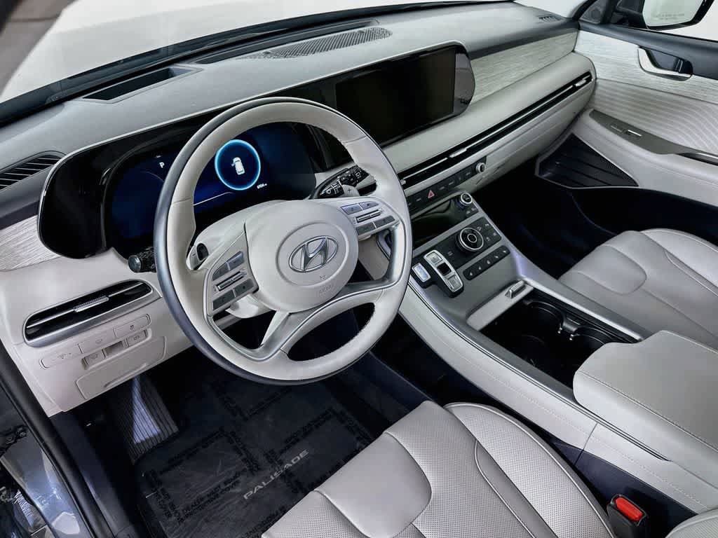 Used 2024 Hyundai Palisade Calligraphy AWD/4WD image 2