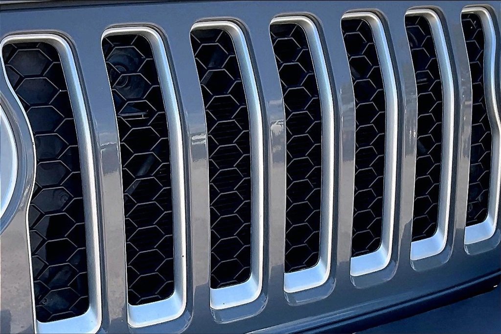 Used 2021 Jeep Gladiator Overland w/ Popular Equipment Package image 32