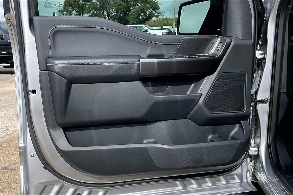 Certified 2021 Ford F150 XLT w/ Equipment Group 302A High image 17