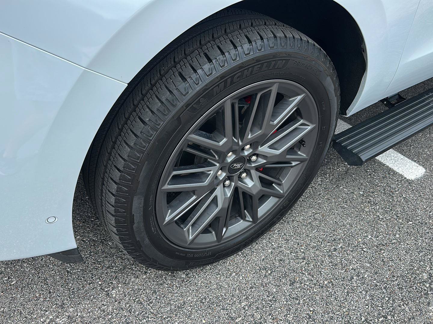 Certified 2025 Ford Expedition Platinum w/ Stealth Performance Package AWD/4WD image 9