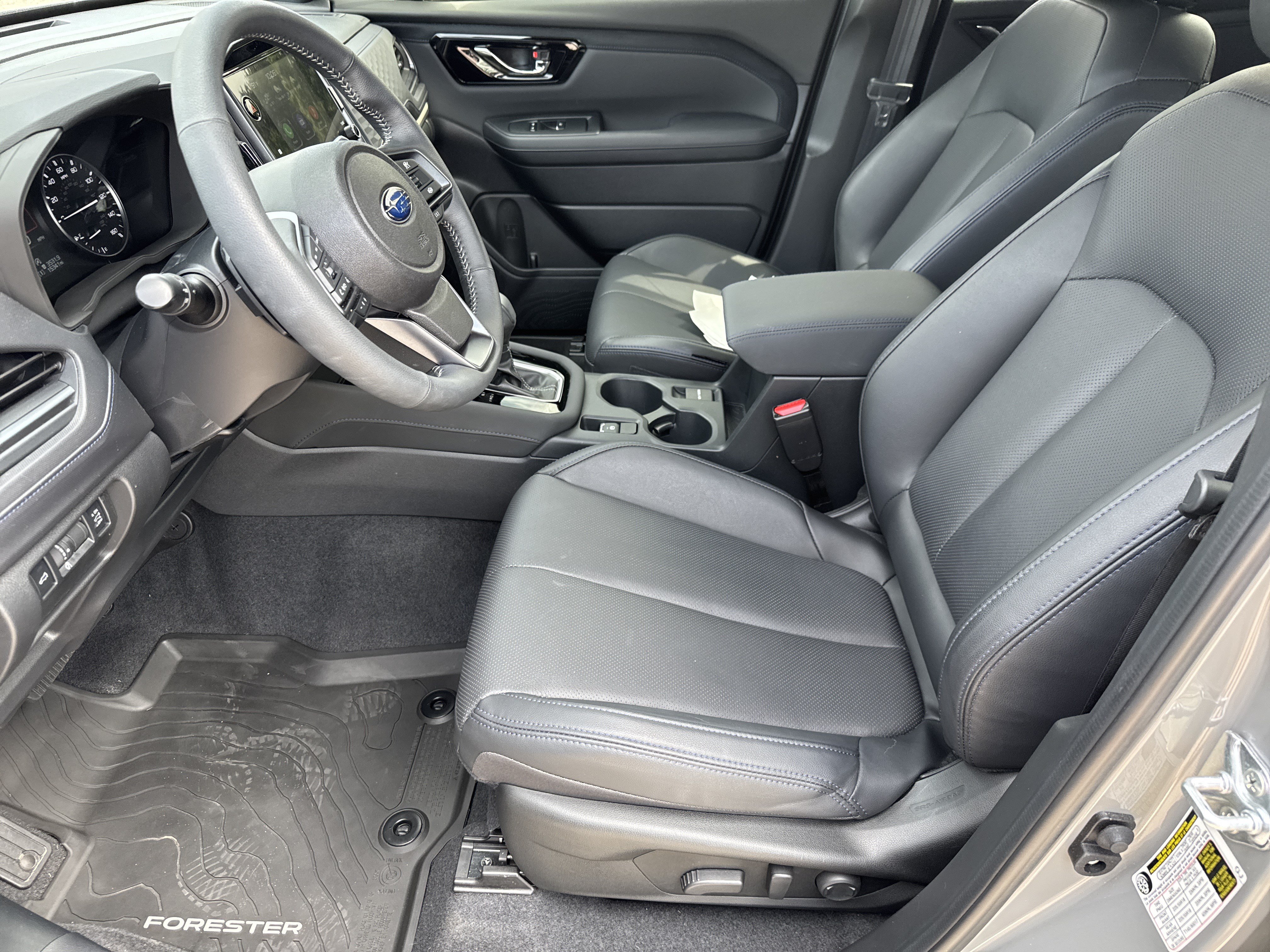 Used 2025 Subaru Forester Limited w/ Popular Package #2 AWD/4WD image 10