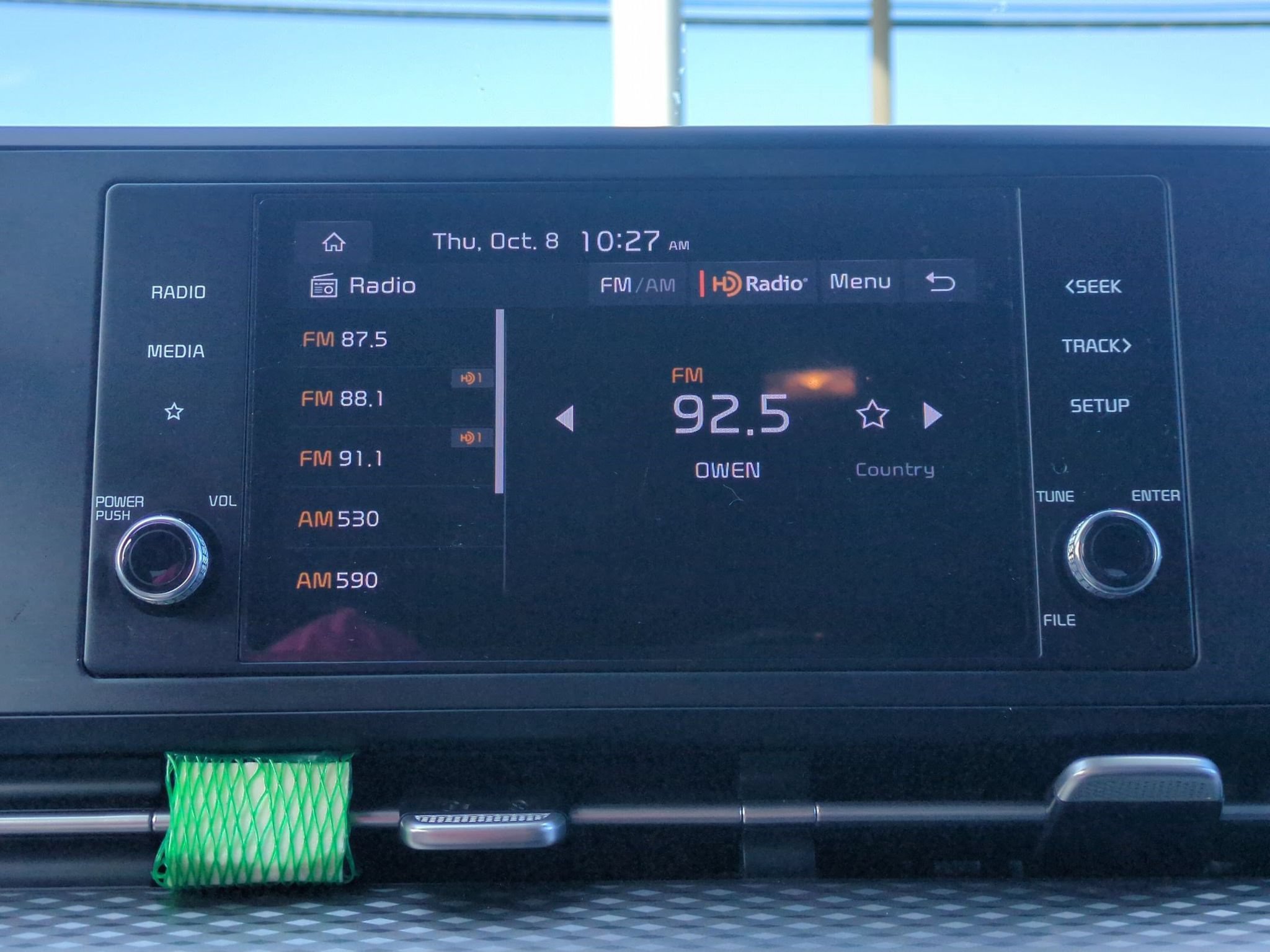Used 2023 Kia Carnival LX FWD image 19