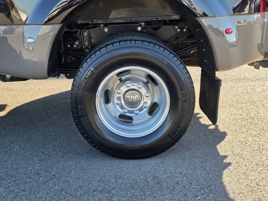Certified 2026 Ford F350 King Ranch AWD/4WD image 9