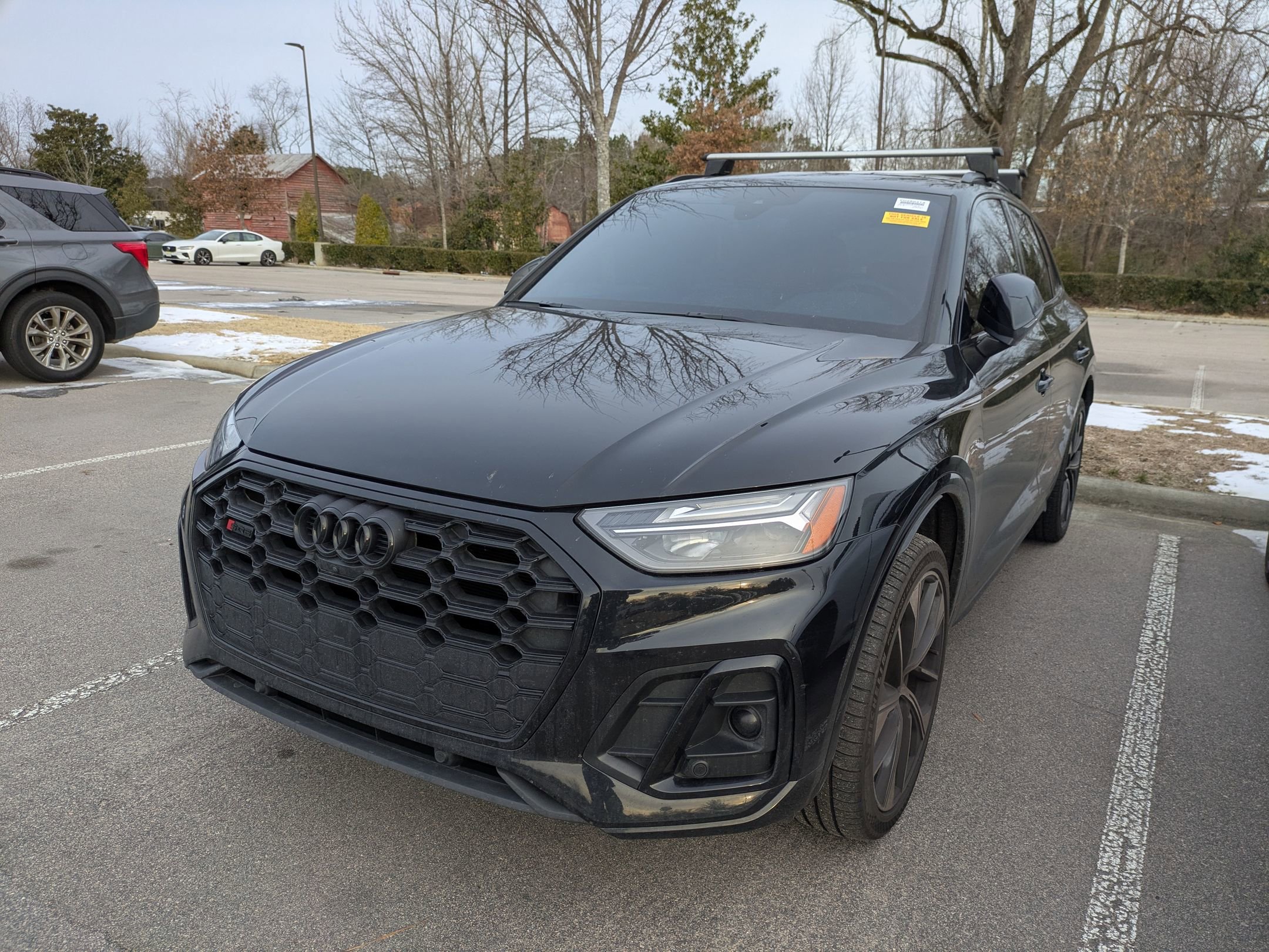 Used 2024 Audi SQ5 Premium Plus w/ Premium Plus Package image 3