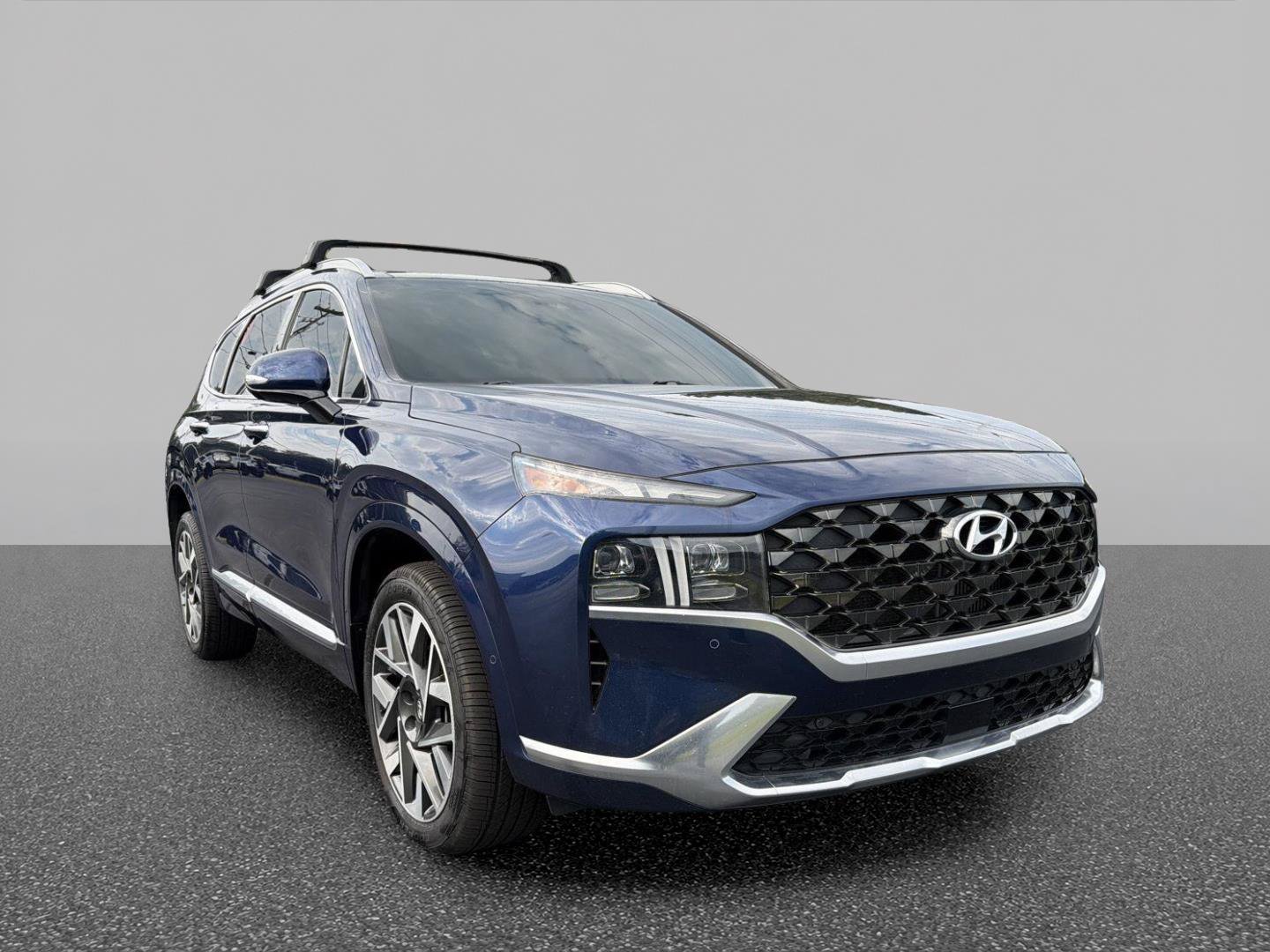 Used 2022 Hyundai Santa Fe Calligraphy AWD/4WD image 2