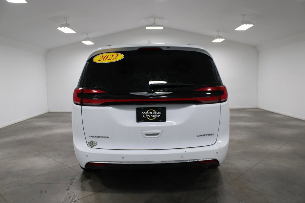 Used 2022 Chrysler Pacifica Limited FWD video 3
