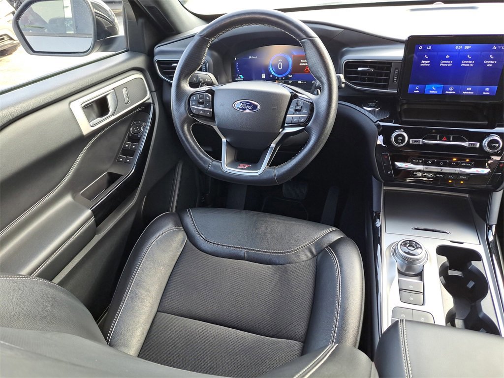 Certified 2022 Ford Explorer ST image 9