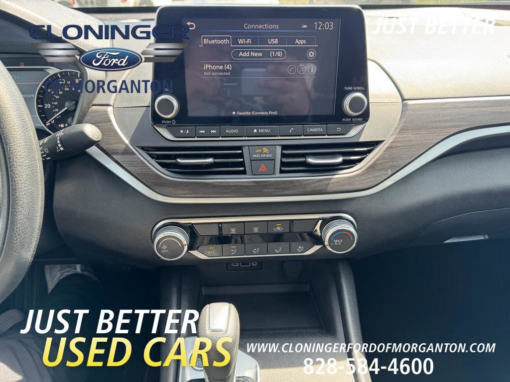 Used 2025 Nissan Altima 2.5 SV FWD image 22