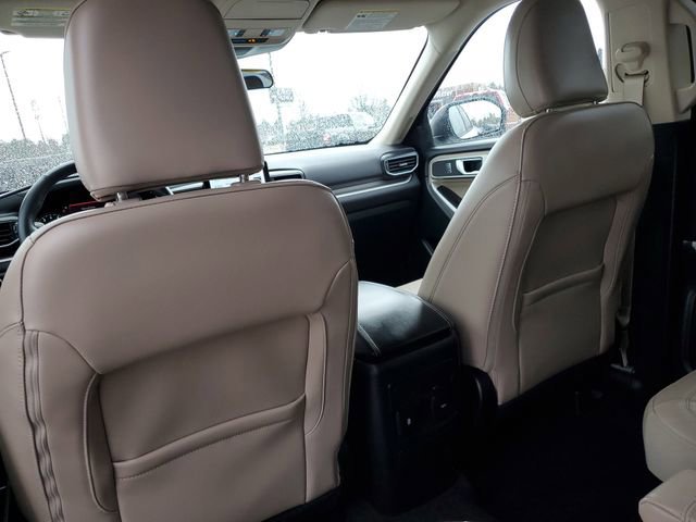 Certified 2024 Ford Explorer XLT w/ Equipment Group 202A image 31