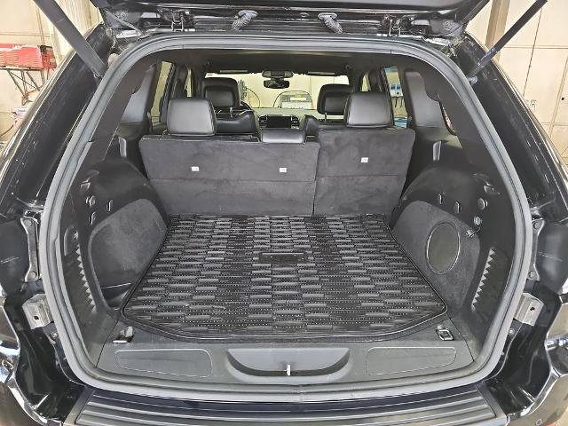 Used 2020 Jeep Grand Cherokee Laredo w/ Quick Order Package 2BN North AWD/4WD image 12