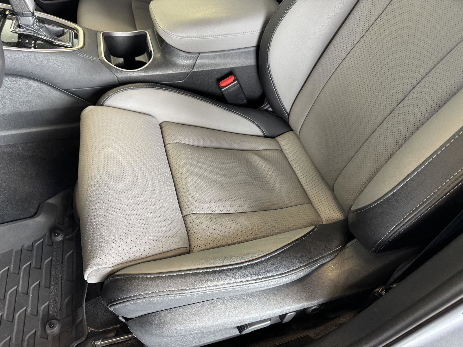 Used 2025 Subaru Outback Limited AWD/4WD image 15