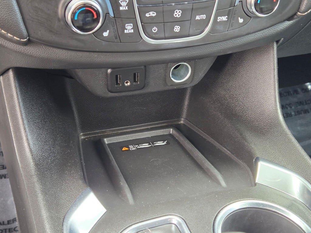 Used 2023 Chevrolet Traverse LT w/ LPO, Floor Liner Package AWD/4WD image 29