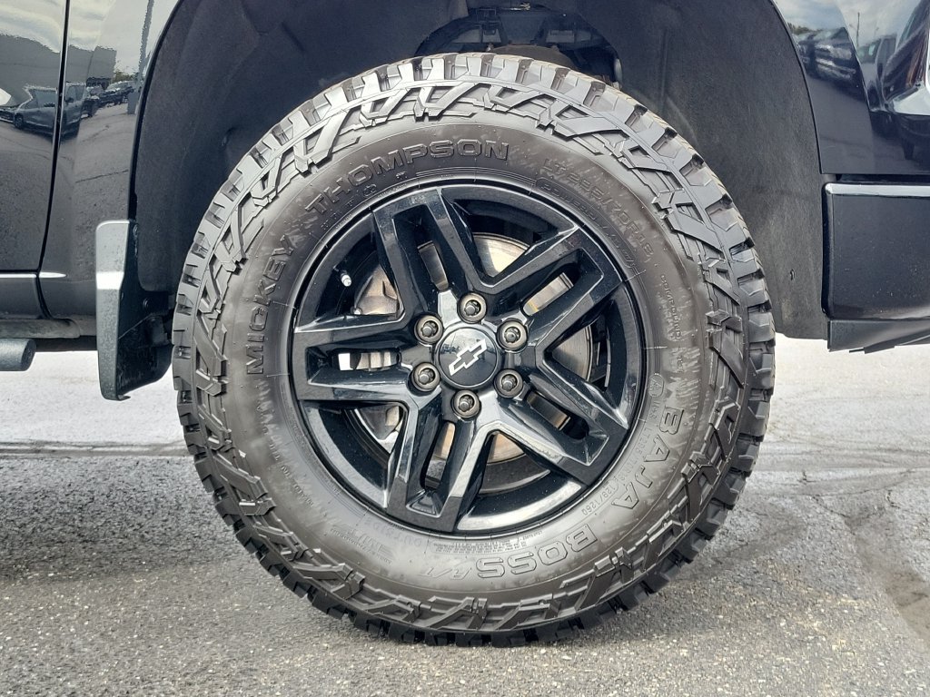 Used 2022 Chevrolet Silverado 1500 LT Trail Boss AWD/4WD image 9