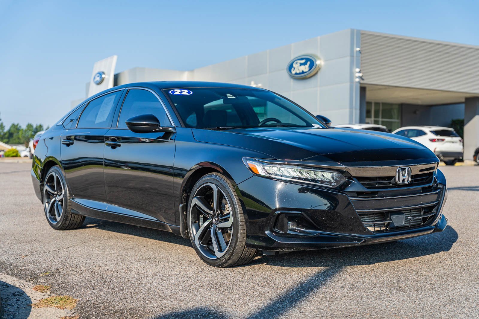 Used 2022 Honda Accord Sport image 7