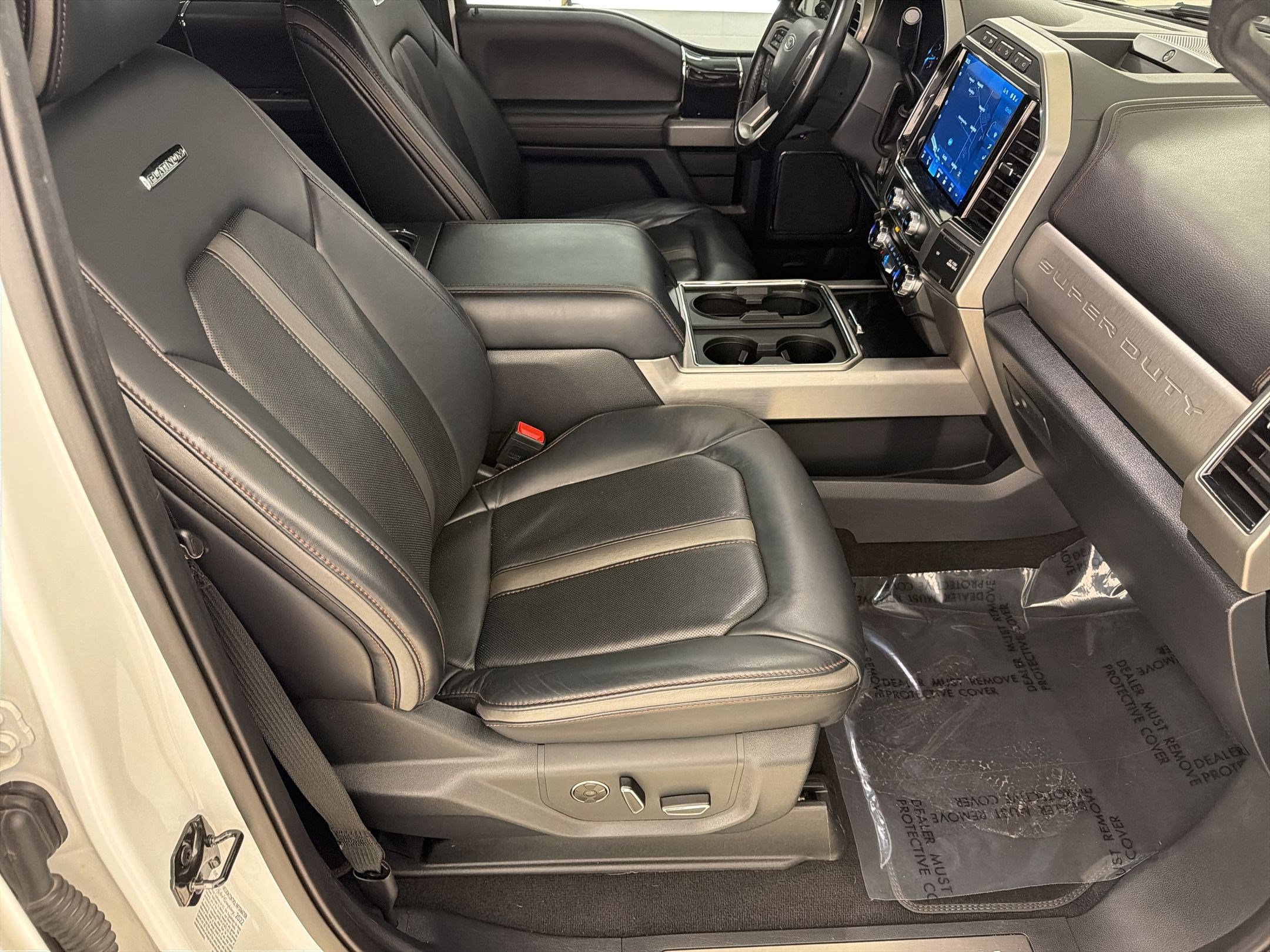 Certified 2022 Ford F250 Platinum w/ FX4 Off-Road Package image 26