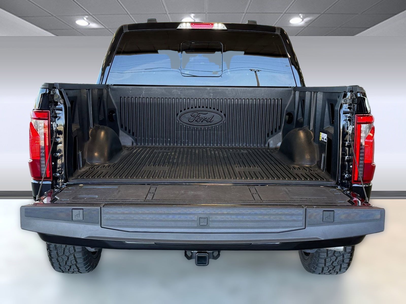 Certified 2025 Ford F150 XLT w/ Equipment Group 302A MID image 32