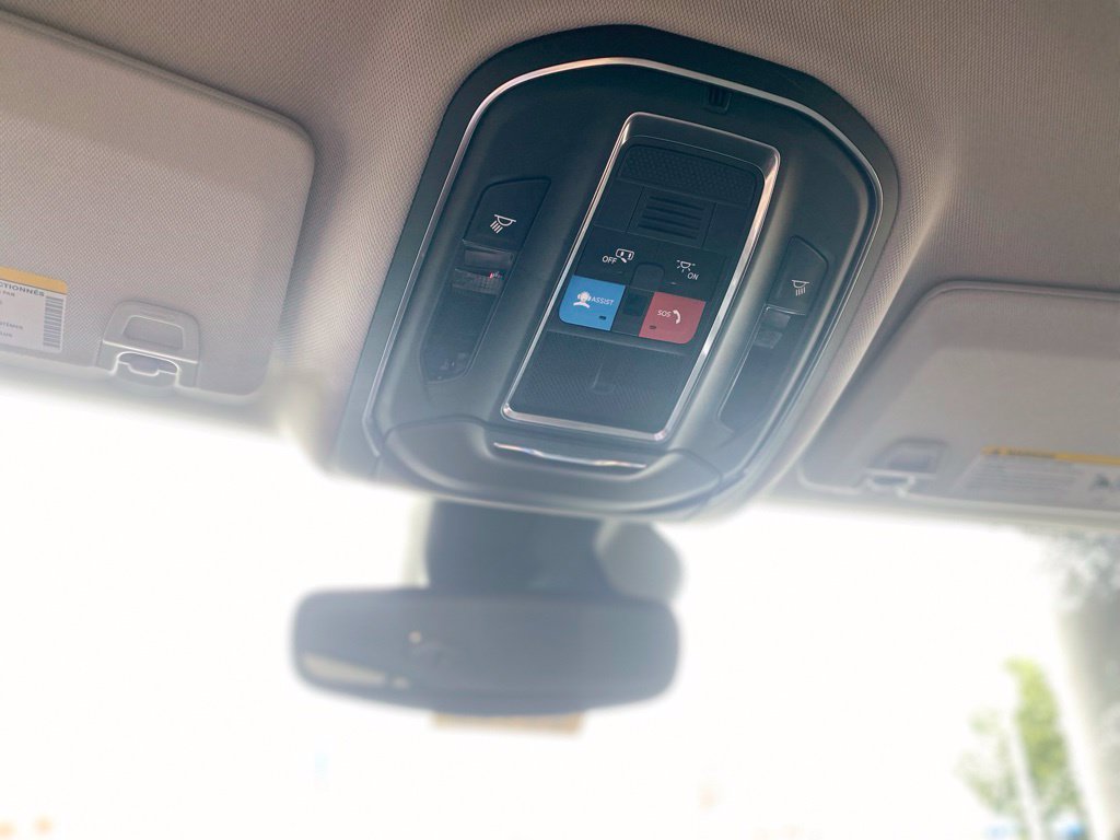 Used 2023 Jeep Grand Cherokee Laredo RWD image 26