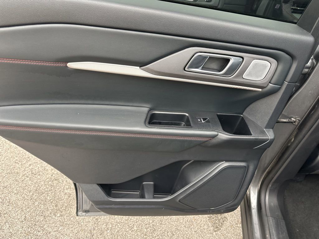 Certified 2025 Ford Explorer ST w/ Sun And Sound Package image 27