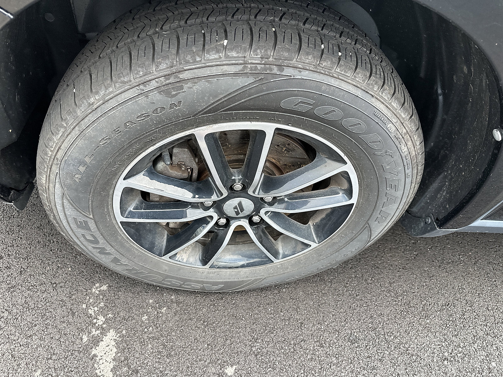 Used 2018 Dodge Journey SE w/ Blacktop Package FWD image 7