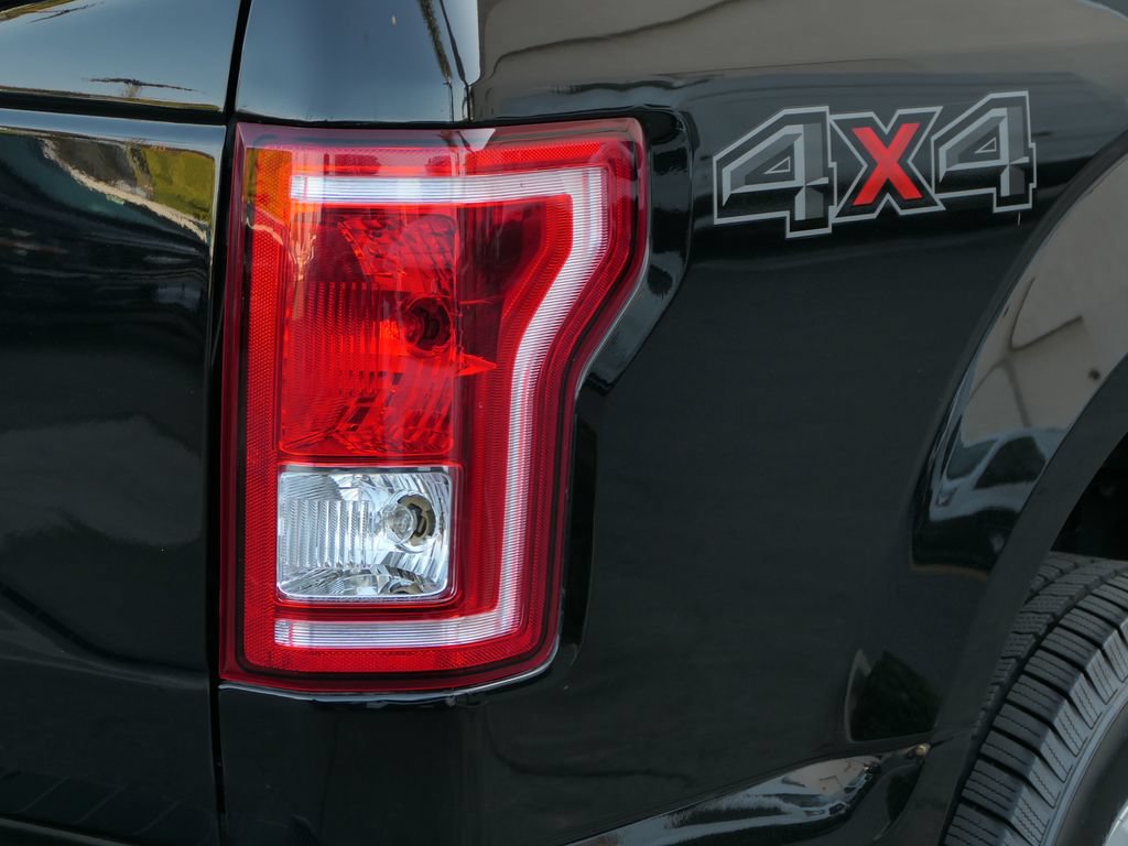Certified 2017 Ford F150 XLT AWD/4WD image 5