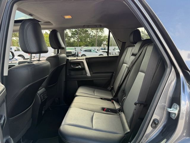 Used 2021 Toyota 4Runner SR5 Premium w/ Moonroof Package RWD image 7