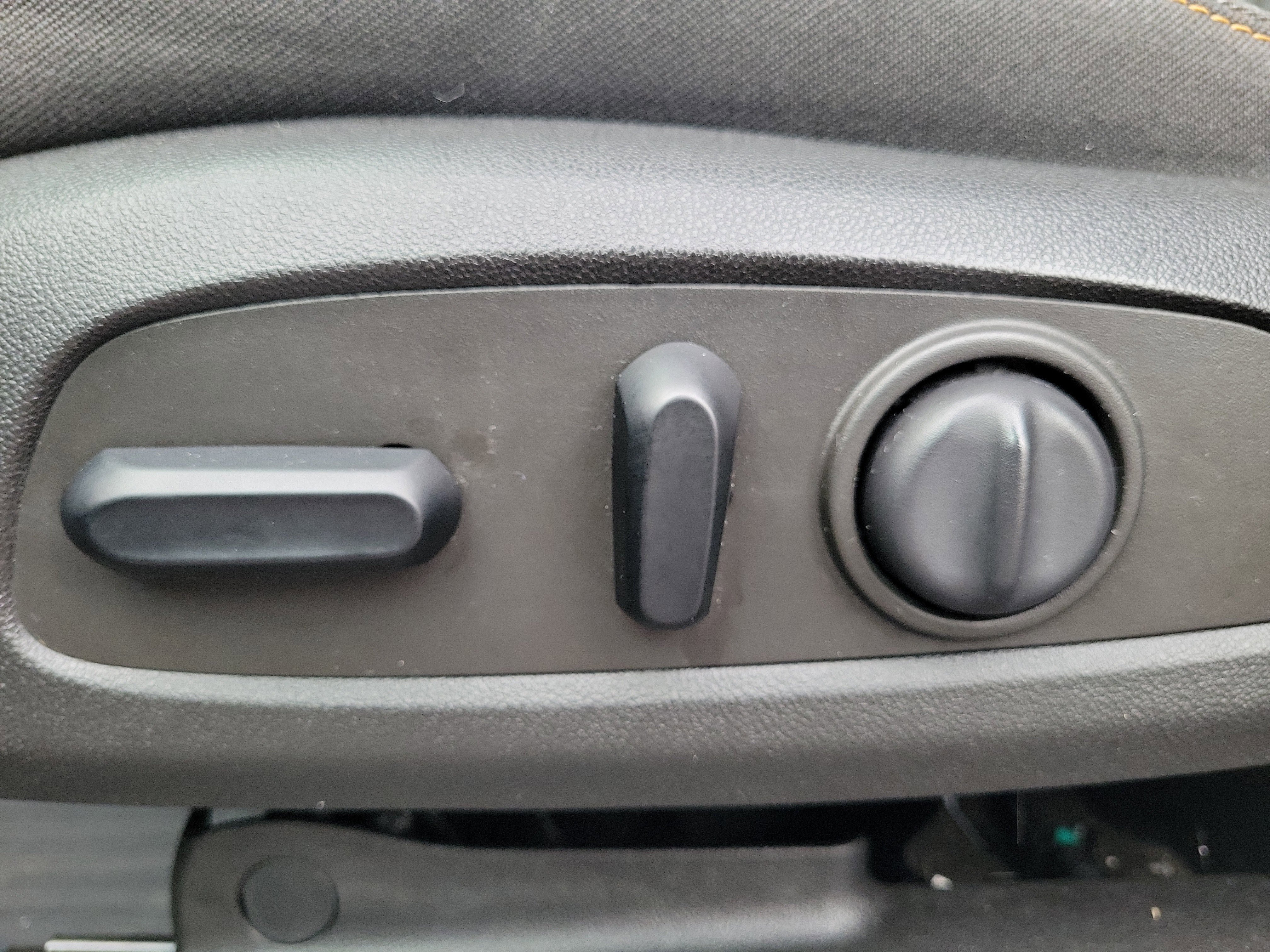 Used 2022 Chevrolet Equinox LT image 19