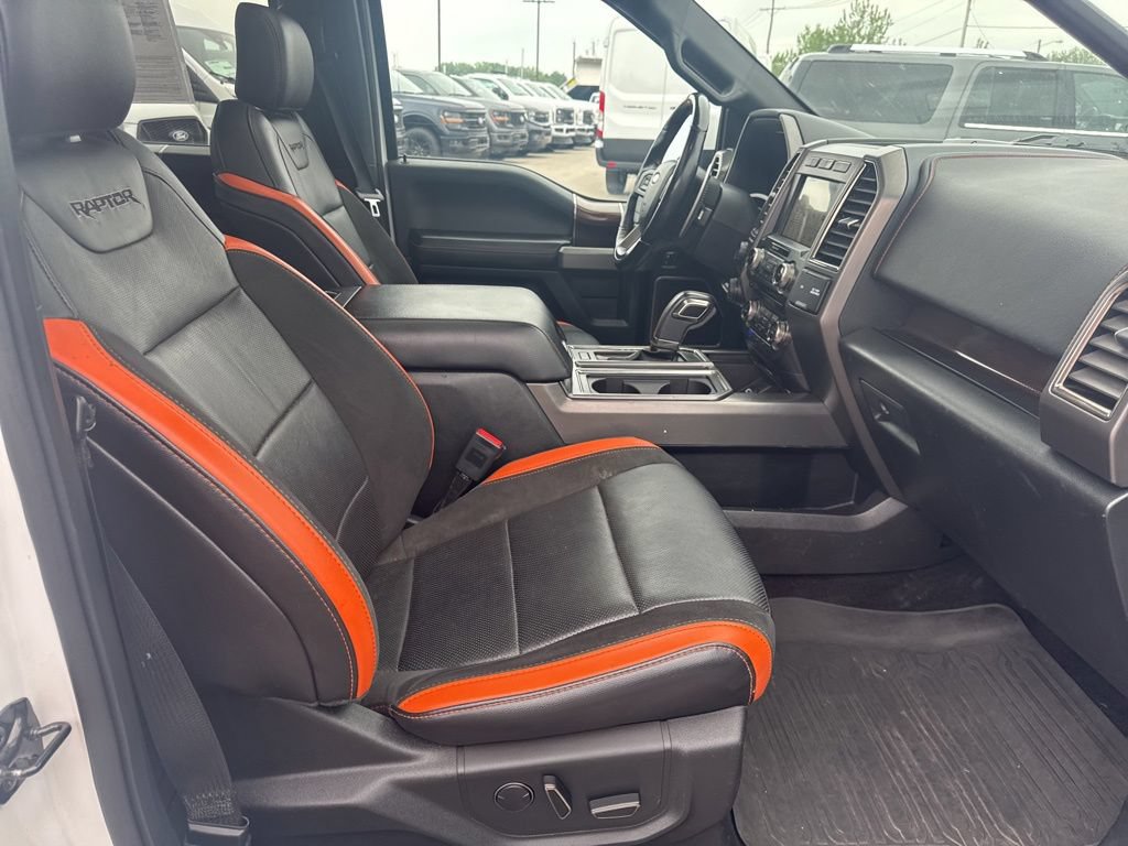 Certified 2018 Ford F150 Raptor w/ Equipment Group 802A Luxury AWD/4WD image 38