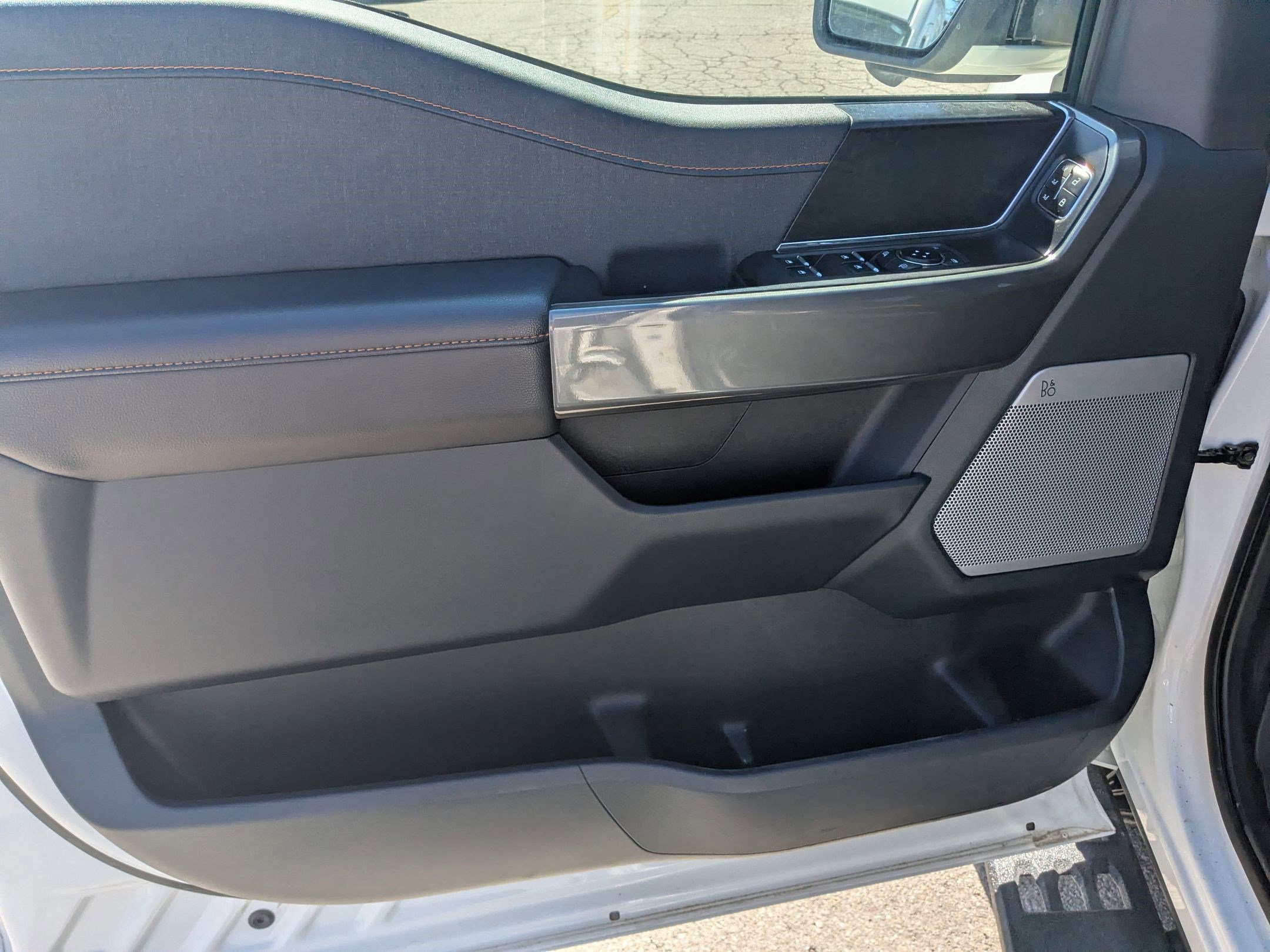 Certified 2023 Ford F150 Tremor w/ Equipment Group 402A High image 17