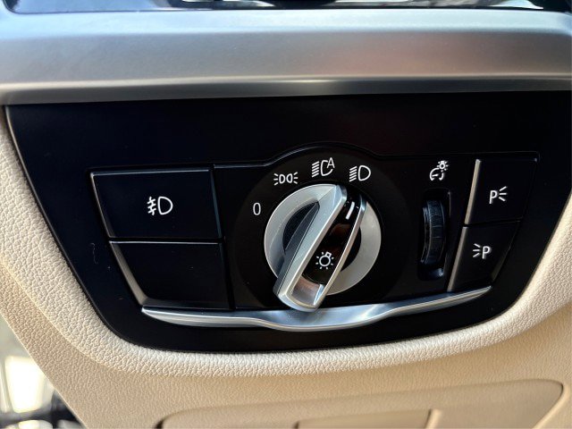 Used 2021 BMW X3 xDrive30i w/ Convenience Package AWD/4WD image 17