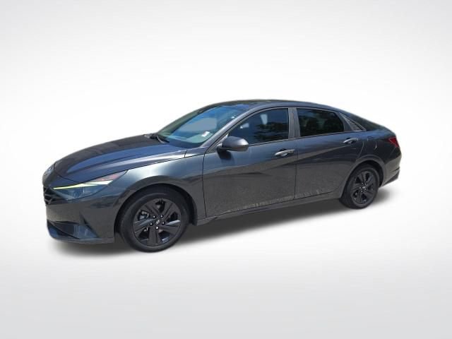 Used 2021 Hyundai Elantra SEL w/ Convenience Package FWD image 5