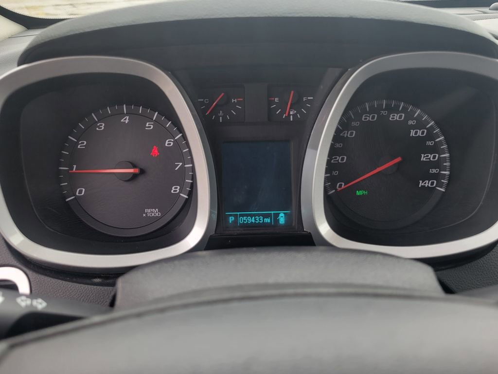 Used 2017 Chevrolet Equinox LS image 22