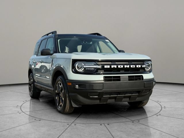 Certified 2024 Ford Bronco Sport Outer Banks w/ Tech Package AWD/4WD image 13